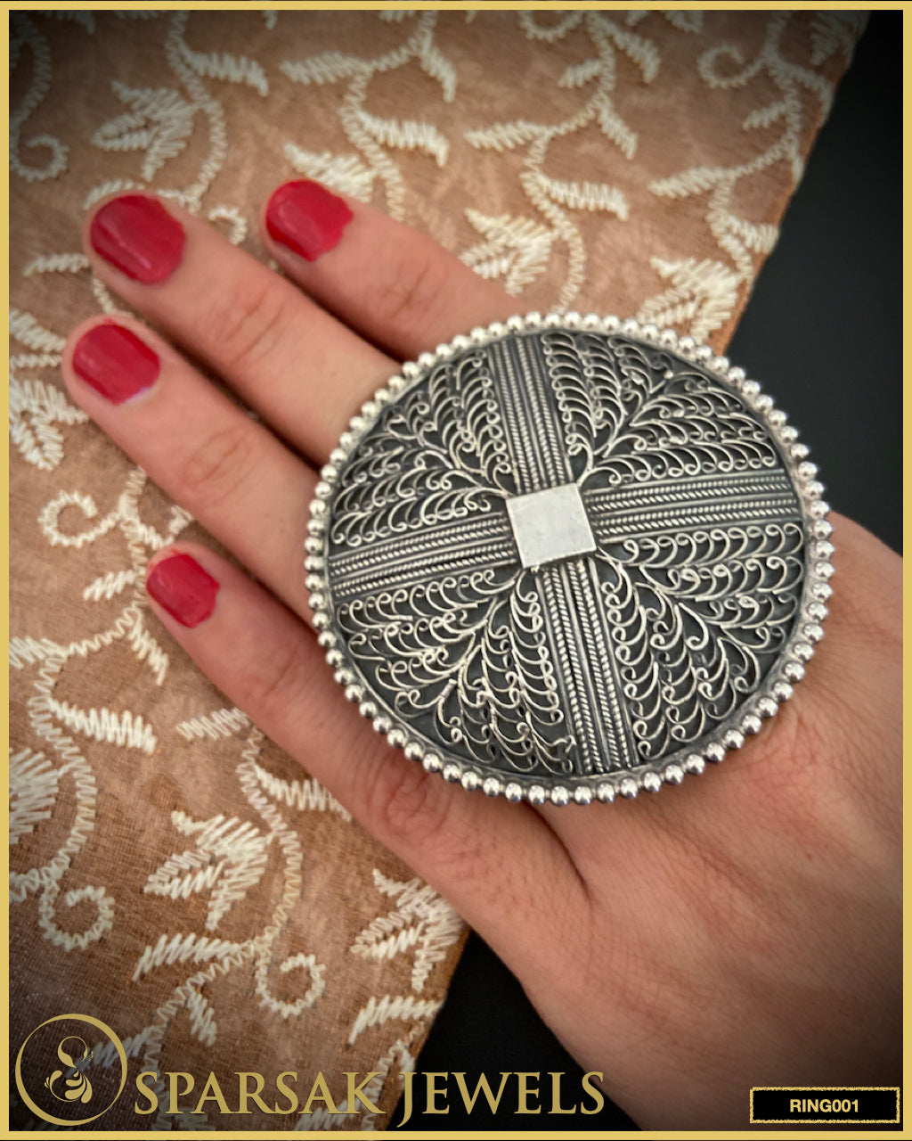 Bold & Beautiful: Oversized Statement Ring